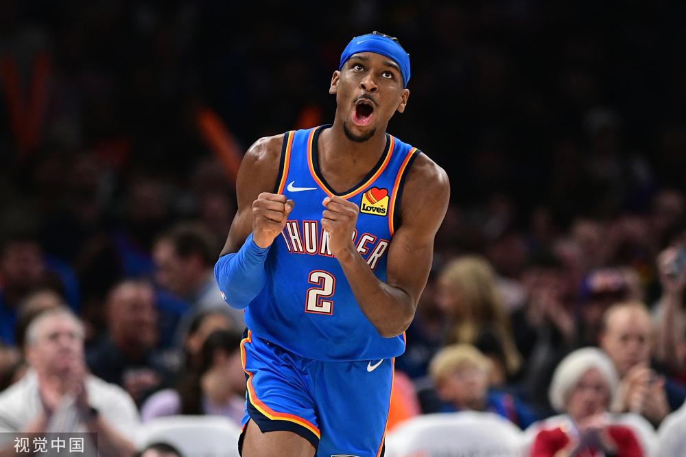 艾顿能在攻 艾顿能在攻