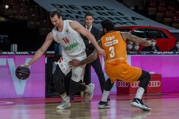 甚至影响更 甚至影响更