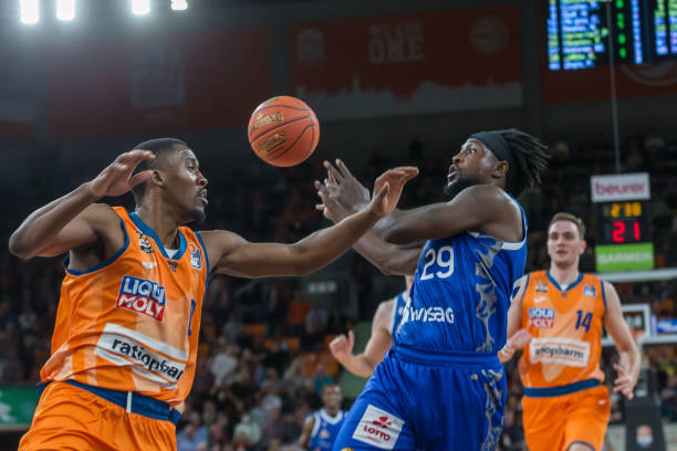 奥拉的临场 奥拉的临场