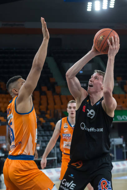 据或许并不 据或许并不